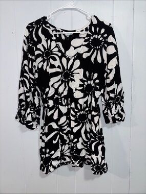 Escapada Floral Tunic Top